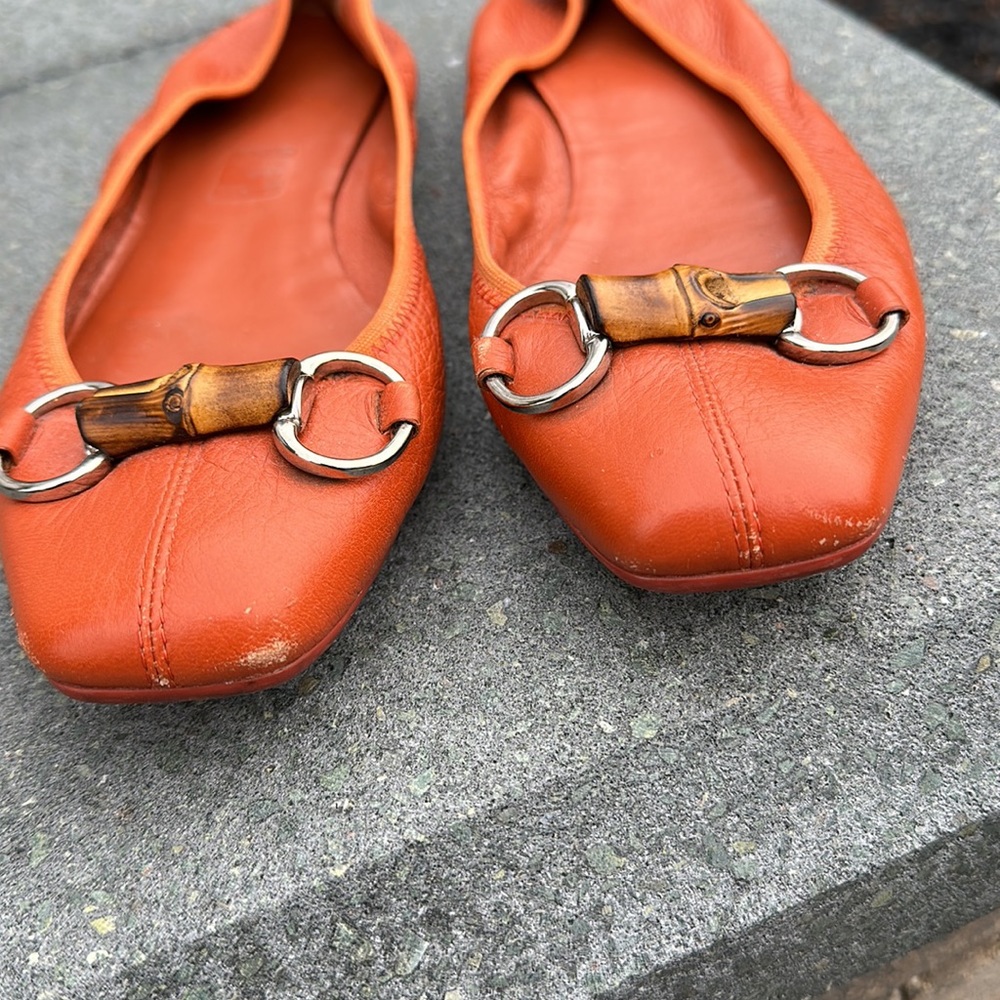Gucci Orange Leather Bamboo Bit Flats - Picture 3 of 4